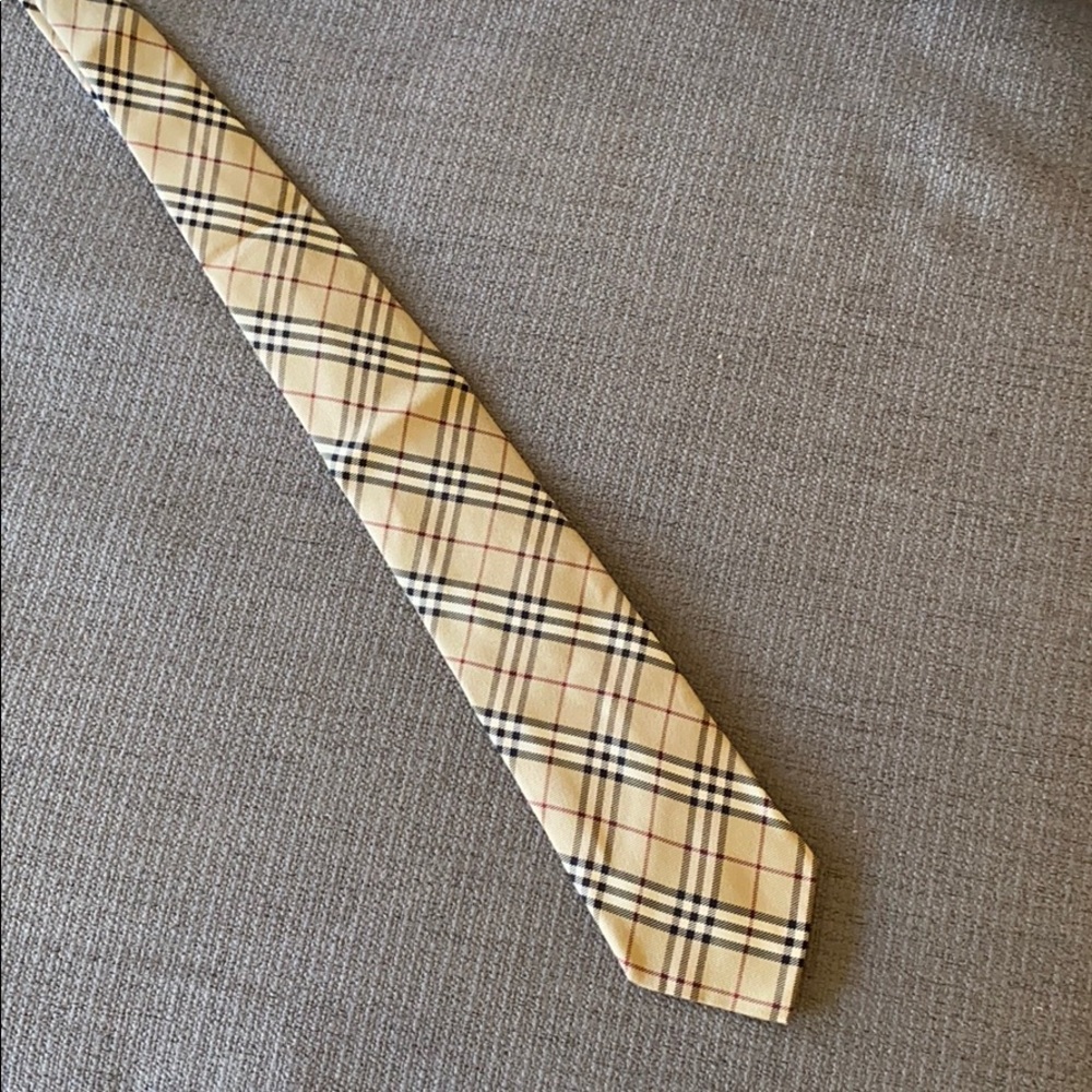 Burberry silk tie